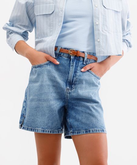 short mom feminina jeans com fendas azul 36