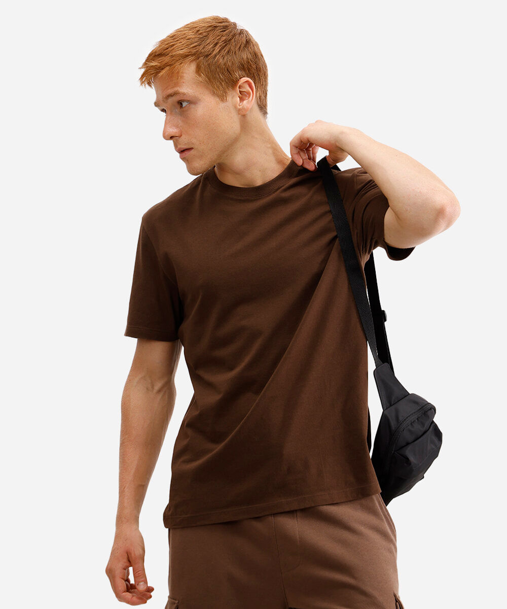 camiseta masculina de algodão básica manga curta marrom