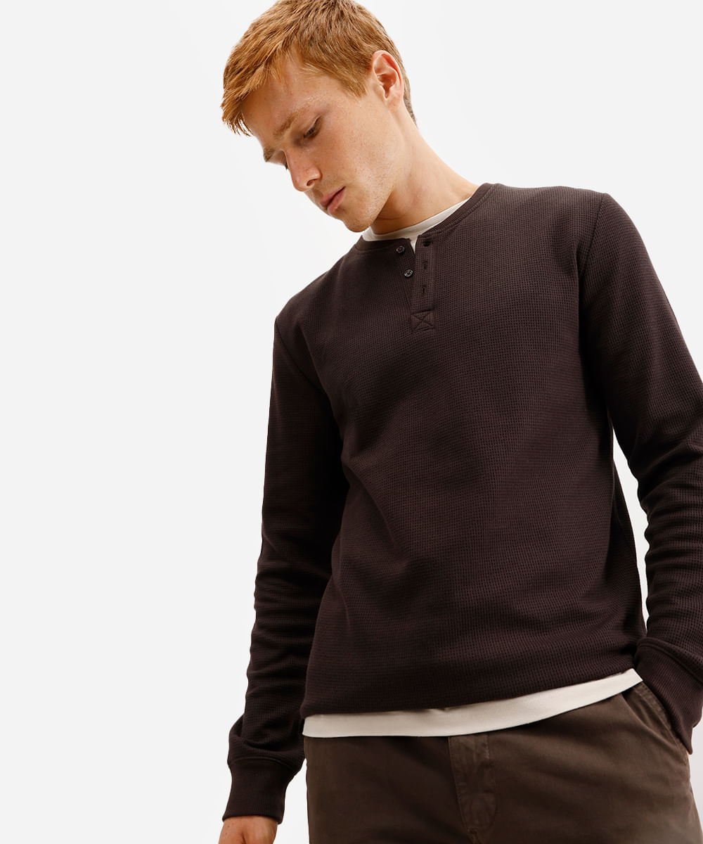 blusa básica masculina manga longa texturizada marrom