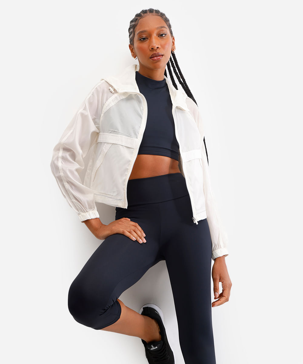 jaqueta corta vento com capuz esportiva - off white