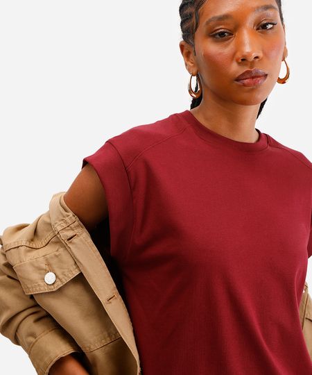 blusa de algodão peruano muscle tee vinho G