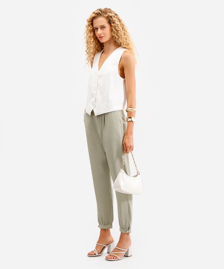 calça feminina de alfaiataria com pregas verde 38