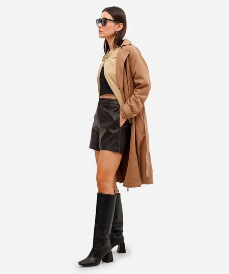 short feminino de poliuretano com bolsos marrom 42 short feminino de poliuretano com bolsos marrom 42