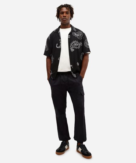 calça jogger masculina de sarja com bolso cargo preta P