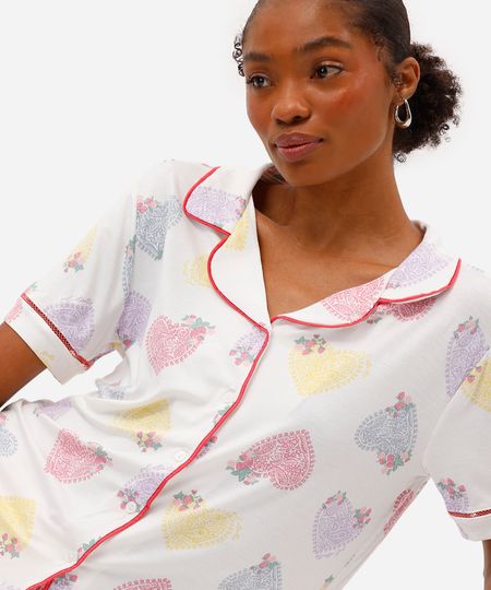 pijama americano curto feminino de viscose corações off white PP