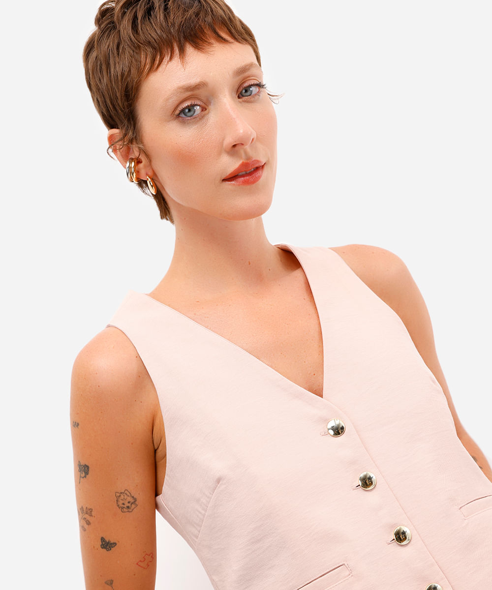 colete feminino de alfaiataria em viscose rosa