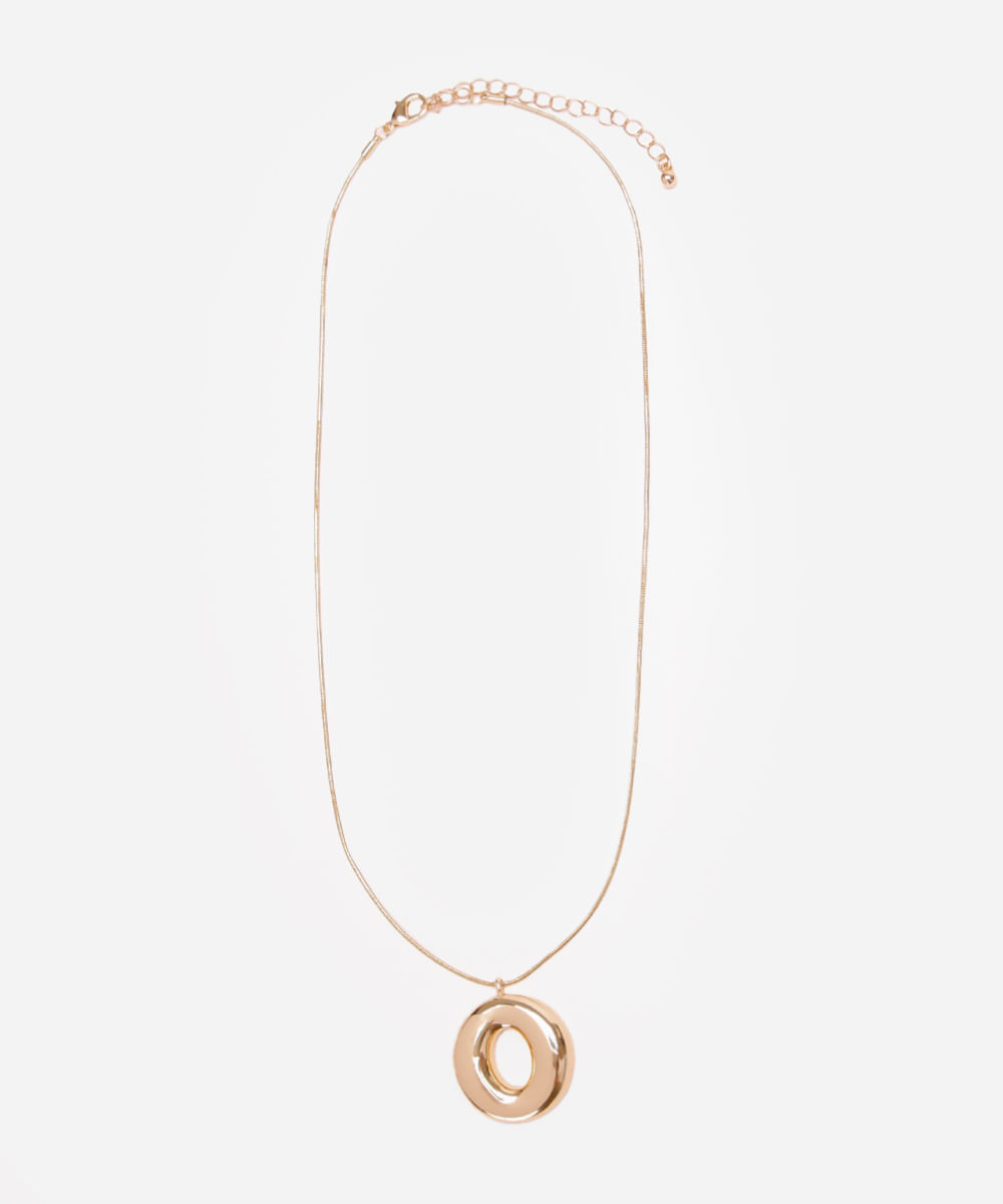 colar alongado com pingente vazado dourado