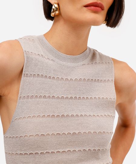 regata feminina de tricot texturizado com lurex bege GG regata feminina de tricot texturizado com lurex bege GG