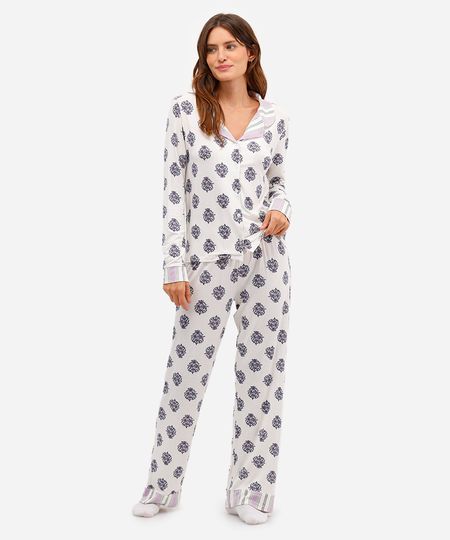 pijama longo americano de viscose floral off white PP pijama longo americano de viscose floral off white PP