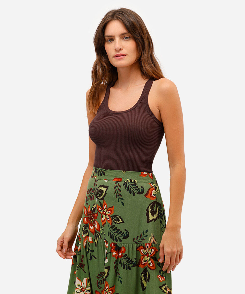 regata feminina de tricot canelada marrom