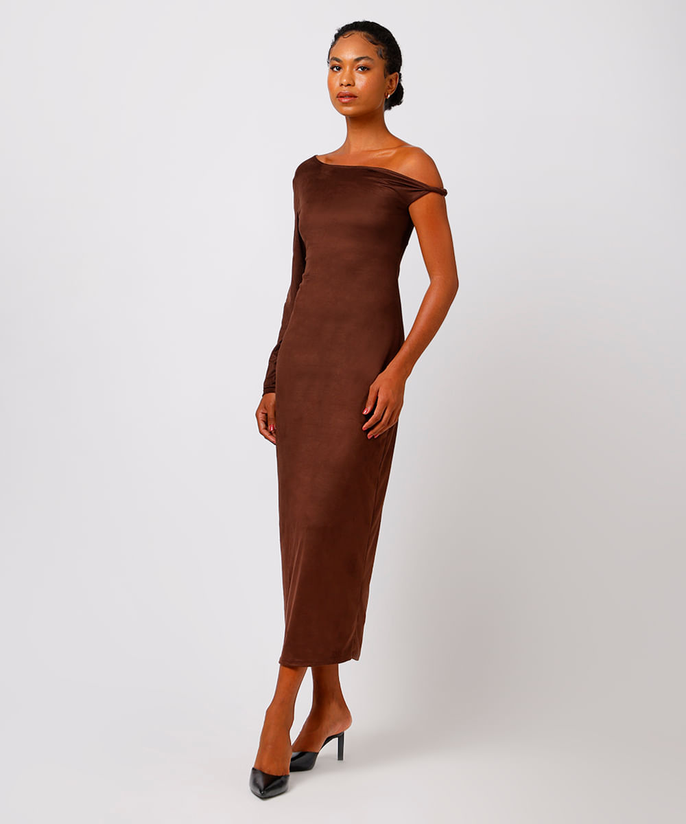 vestido longo feminino de suede com alça torcida mindset marrom