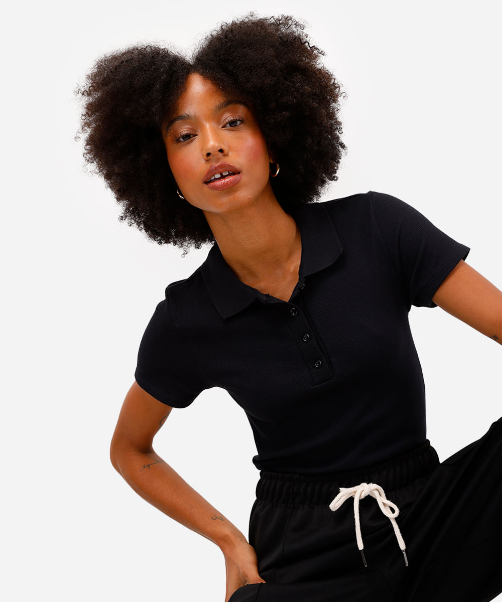 polo básica feminina de algodão manga curta canelada preta