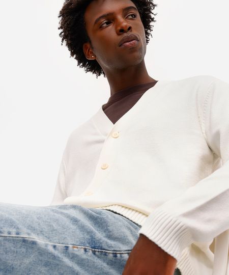 cardigan masculino de tricot manga longa off white P cardigan masculino de tricot manga longa off white P