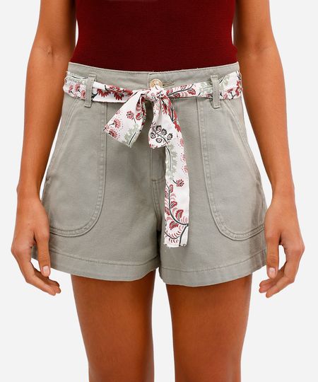 short feminino de sarja com faixa verde 34