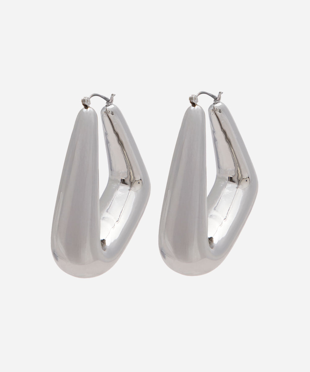 brinco triangular assimétrico prateado