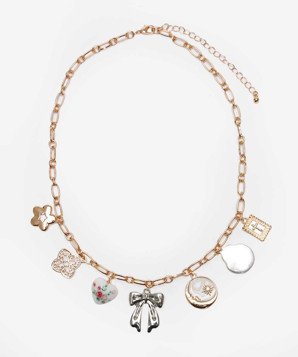 colar de corrente com pingentes dourado