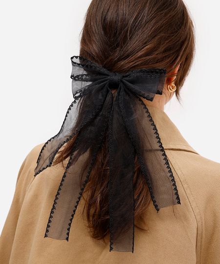 presilha de cabelo com laço em renda preta UNICO