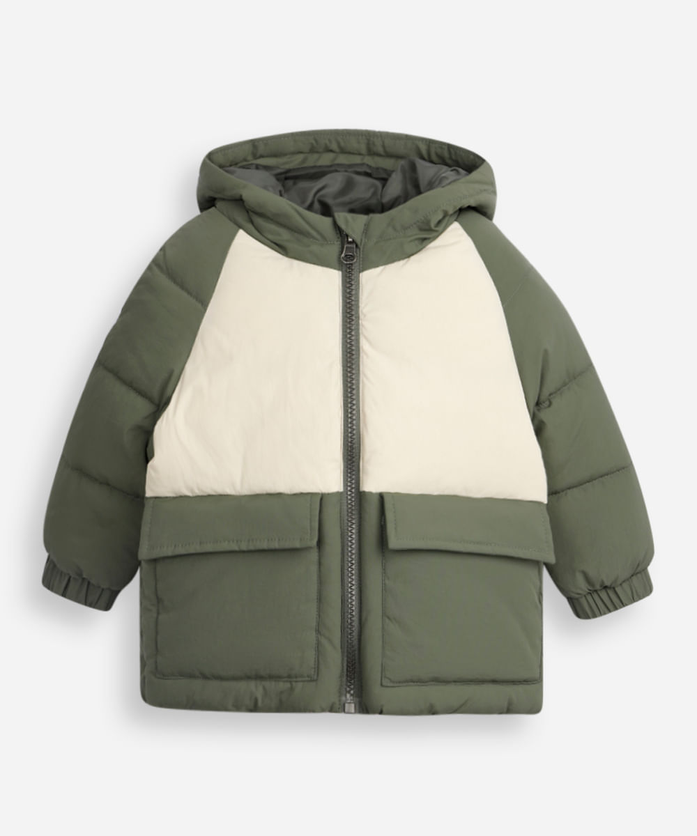 jaqueta puffer infantil com recortes e capuz verde