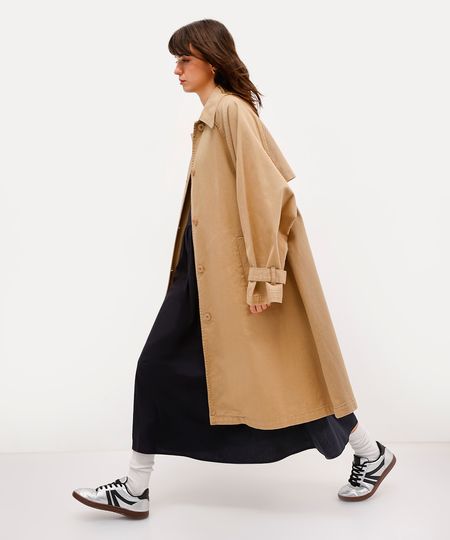 casaco tench coat feminino de sarja rita lazzarotti bege G