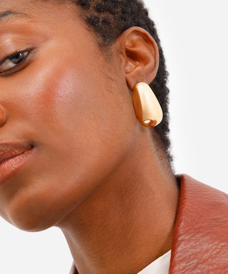 brinco banhado a ouro gota dourado UNICO brinco banhado a ouro gota dourado UNICO