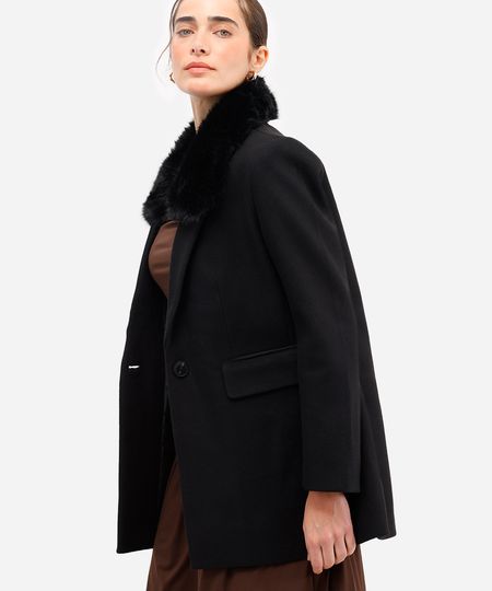 casaco feminino com gola em pelúcia removível preto M