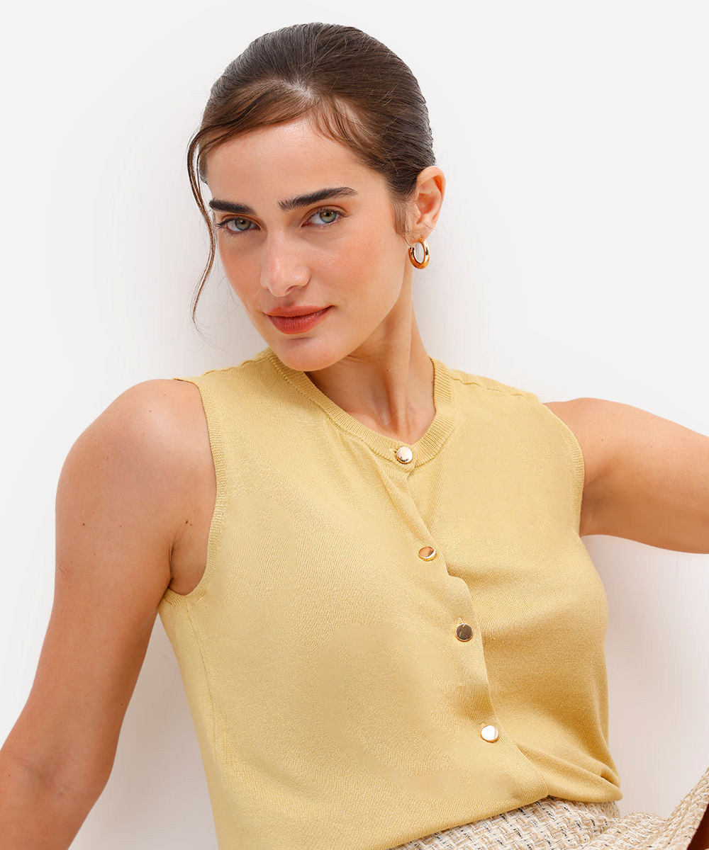 blusa feminina de tricot com botões amarela