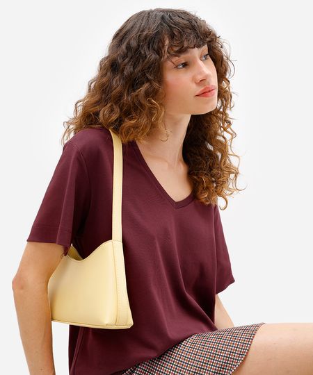 camiseta feminina de algodão peruano básica decote v vinho P