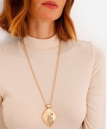 colar com pingente texturizado dourado UNICO