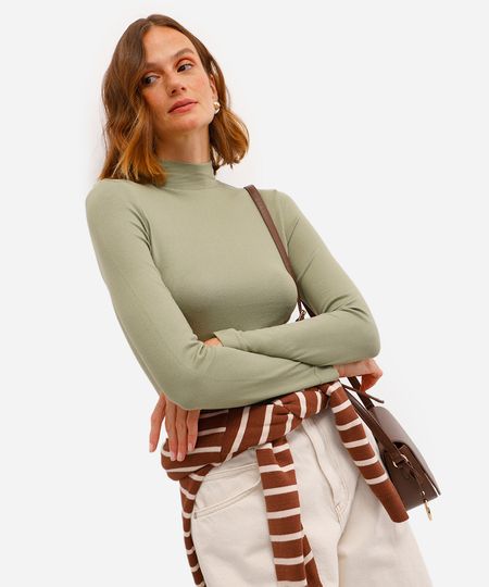 blusa básica alongada gola alta preto - verde mate PP blusa básica alongada gola alta preto - verde mate PP