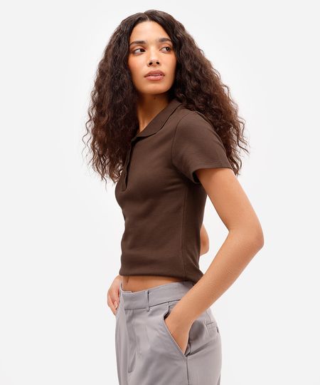 polo básica feminina de algodão manga curta canelada marrom PP polo básica feminina de algodão manga curta canelada marrom PP