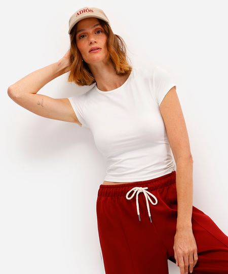 camiseta baby look feminina básica de poliamida off white M camiseta baby look feminina básica de poliamida off white M