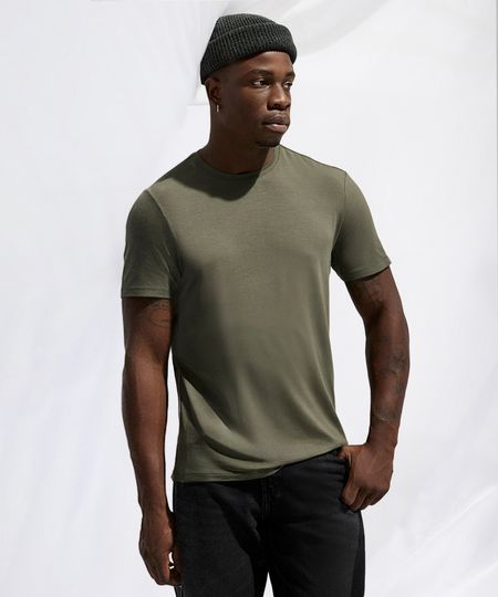 camiseta comfort masculina manga curta AIRtech verde M