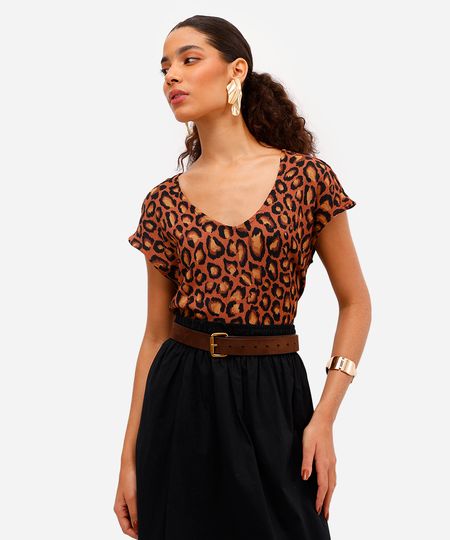 blusa feminina texturizada decote v animal print marrom PP blusa feminina texturizada decote v animal print marrom PP