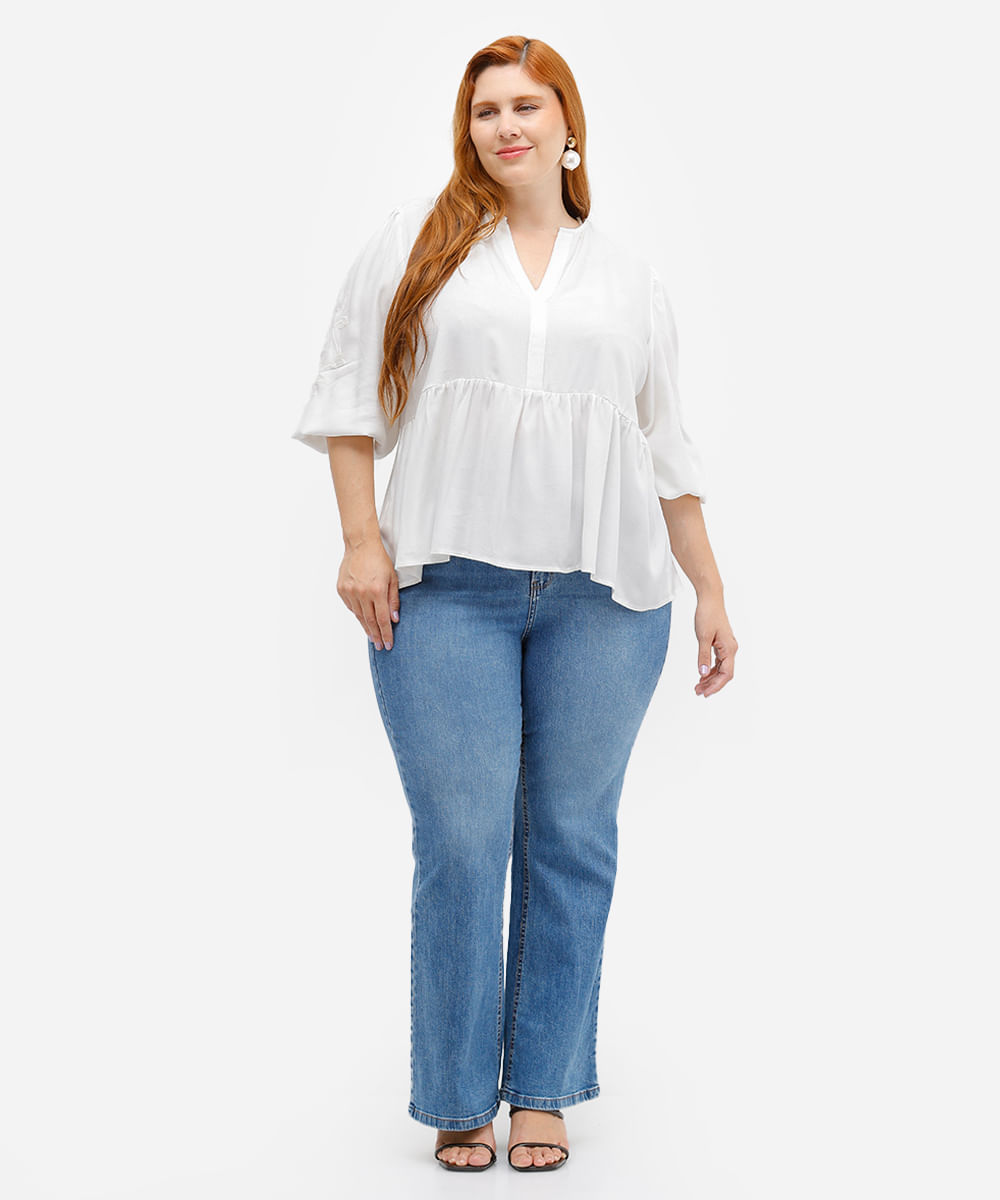 Vista 2 calça flare feminina jeans cintura alta plus size azul C&A Jeans Medio C&A Jeans Medio