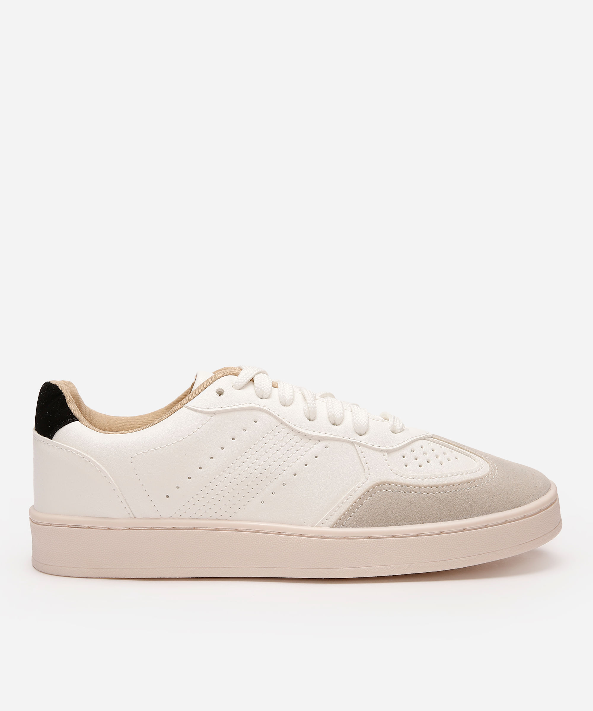 tênis casual feminino com recortes branco