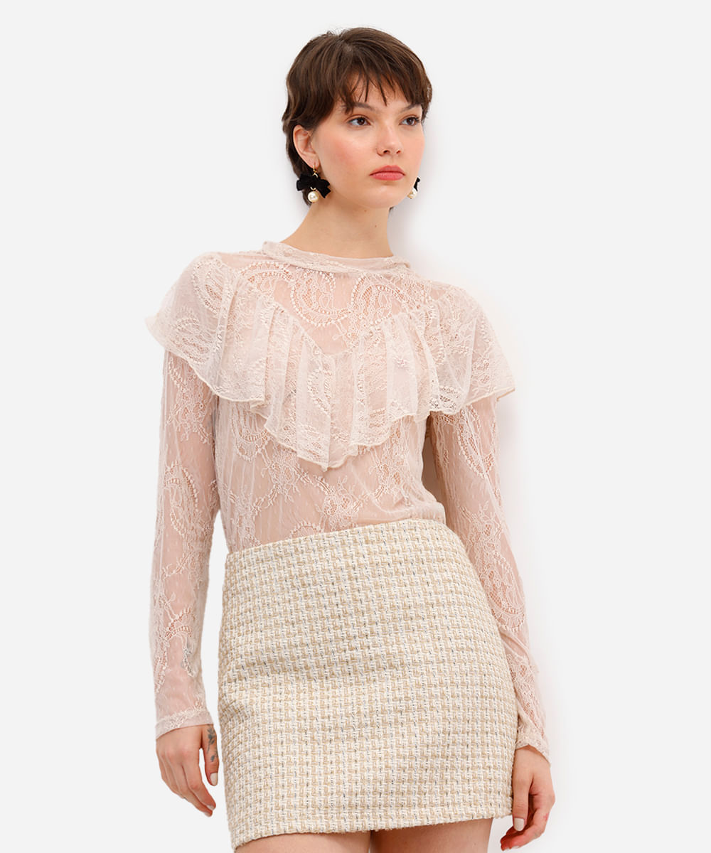 bata feminina de renda com babado floral bege