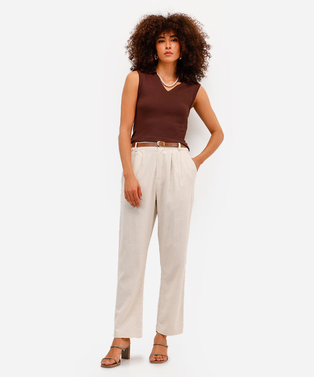 calça cenoura feminina com linho e cinto bege
