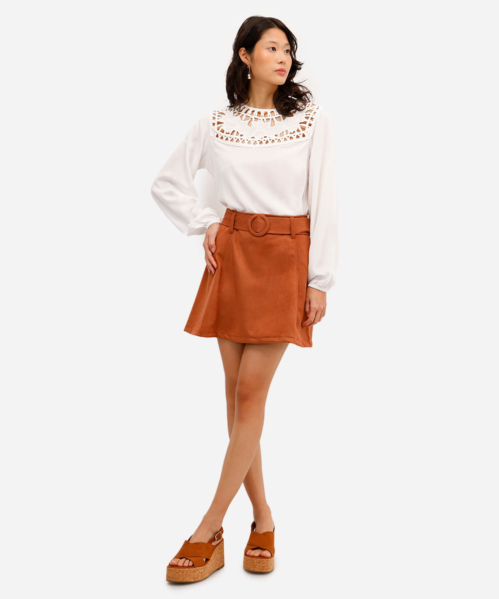 saia curta feminina de suede com cinto marrom
