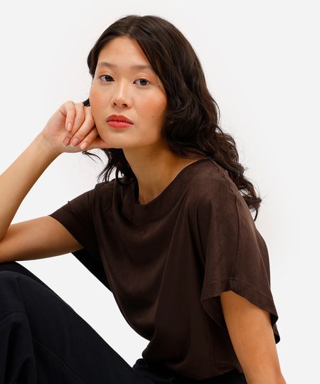 blusa feminina de suede com recorte marrom G blusa feminina de suede com recorte marrom G