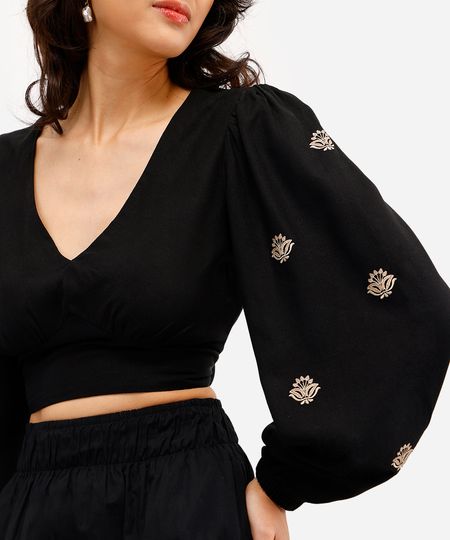 cropped feminino com linho bordado preto M