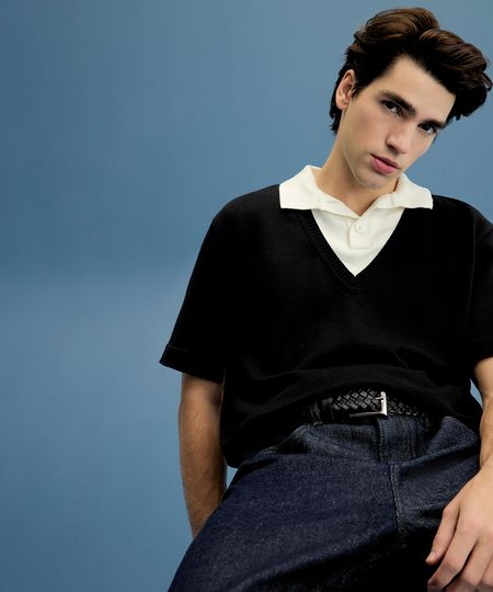 polo masculina de tricot com sobreposição preta M polo masculina de tricot com sobreposição preta M