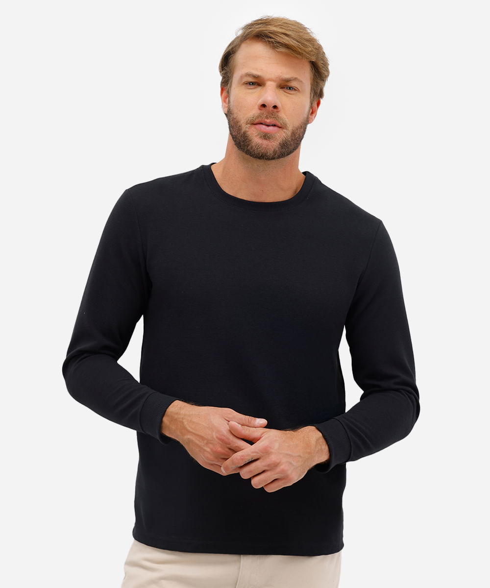 camiseta de moletinho manga longa preta