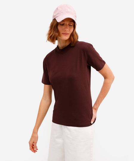 camiseta básica feminina manga curta gola alta vinho PP camiseta básica feminina manga curta gola alta vinho PP