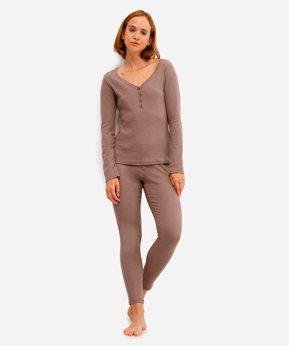 pijama longo com camiseta manga longa em ribana botonê marrom