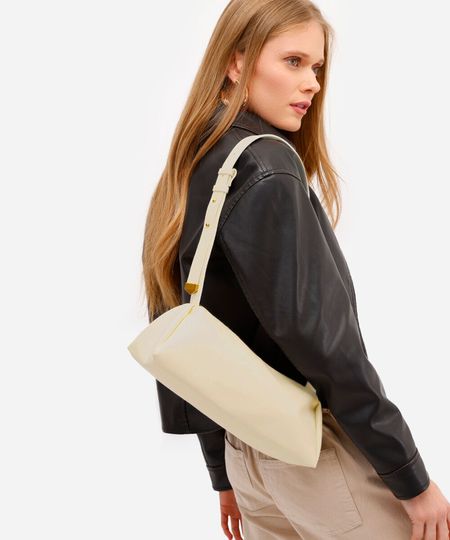 bolsa shoulder alongada soft off white UNICO