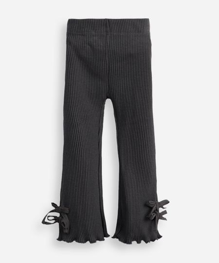 calça flare infantil canelada com laços cinza 1 calça flare infantil canelada com laços cinza 1