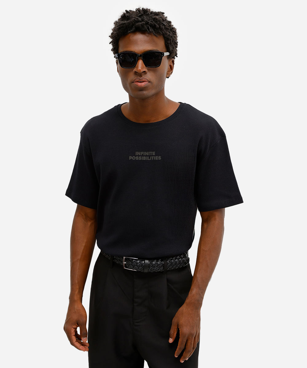 camiseta comfort masculina de algodão texturizada infinite possibilities preta