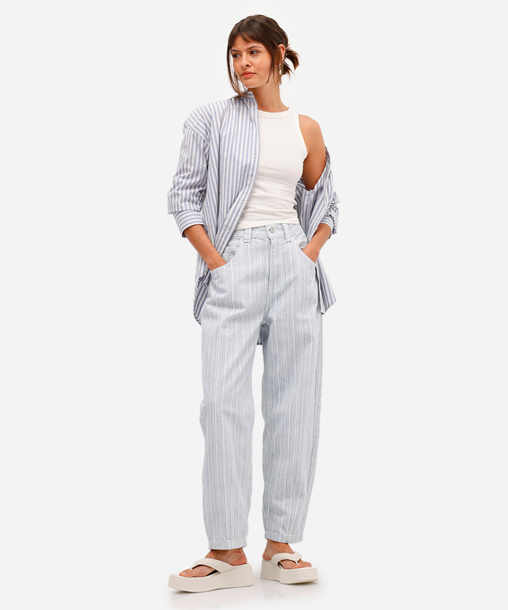 Vista 2 calça baggy feminina jeans cintura alta listrada azul C&A Jeans Claro C&A Jeans Claro