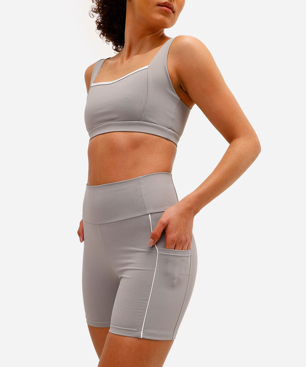 bermuda feminina esportiva ace com nervura cinza