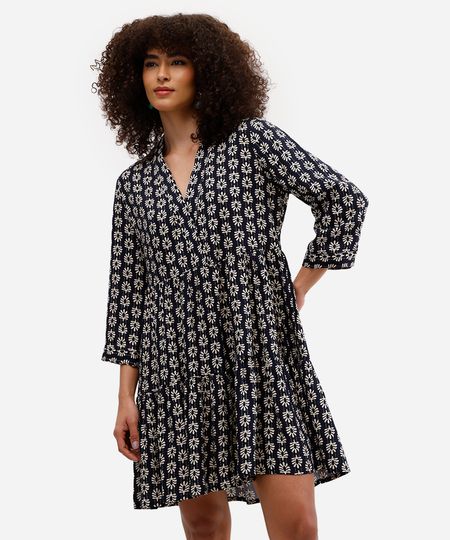 vestido curto feminino de viscose com recortes estampado azul M vestido curto feminino de viscose com recortes estampado azul M